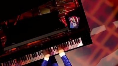 郎朗 - 柴可夫斯基 - 第一钢琴协奏曲 (2016辽宁卫视小年夜春晚&quot;双子星&quot;: 郎朗的天空)