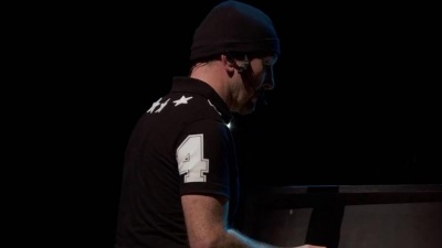 U2 - October