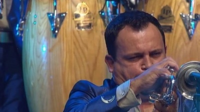 La Arrolladora Banda el Limón de Rene Camacho - Como Pez En El Agua (En Vivo Desde El Coloso De Reforma / 2014)
