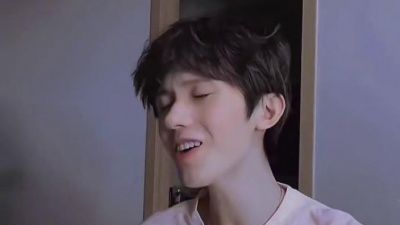 我杀猪了 (何浪Ciel) - 快乐的扑满