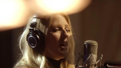Ellie Goulding - Army - Abbey Road Performance