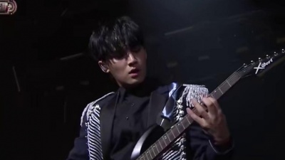 세븐틴 - Intro+박수 ( Live At KBS가요대축제 2017/12/29)