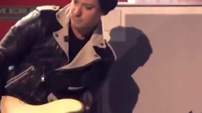 Simple Plan - Jump (MTV World Stage México 2013 Live)