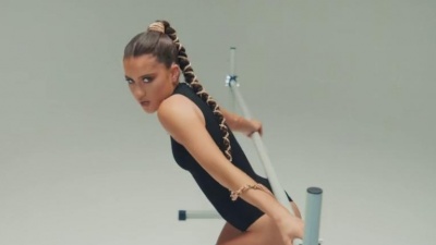 Claudia Valentina - Sweat