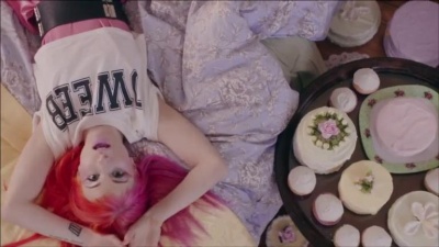 Paramore - Still Into You