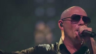 Pitbull、Christina Aguilera - Feel This Moment (Live On The Honda Stage At The iHeartRadio Theater LA 2017)