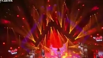 李斯丹妮 - 维多利亚的秘密 (2016四川卫视花开天下新春演唱会)