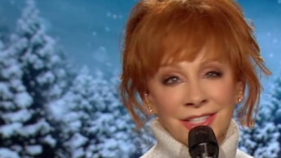 Reba McEntire - I Needed Christmas