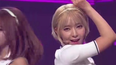 AOA - 怦然心动(Heart Attack)