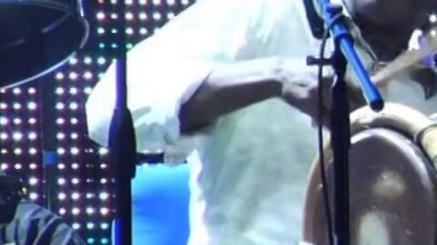 Juan Luis Guerra 4.40 - Solo de Percusion (Live)