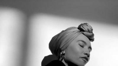 Yuna - Stay Where You Are
