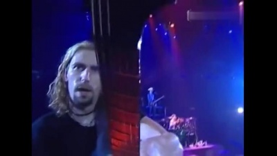 Nickelback - Never Again (live版)