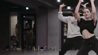 牛奶是只猫 - 1M舞室May J Lee X Austin Pak 最新urban编舞 Freak Me