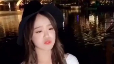 飞天 - 曾经把你当做天地，每个呼吸都要你肯定…