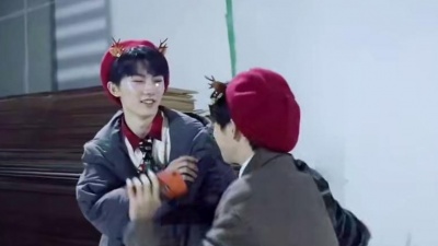 甜心辣椒 - 【闺蜜组】九敏！原谅我印象太深刻了，小宋《三个少年》一提马上就想到了贺儿