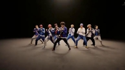 小雨和雄大 - 4年前的今天发表的《NCT 127 - 无限的我》