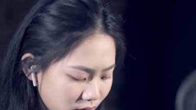 北地少年郎 - 师姑娘质朴动情唱《一荤一素》人在歌里 歌里有最爱的母亲