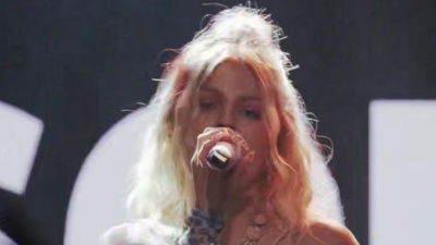 Luísa Sonza、Pabllo Vittar - Garupa