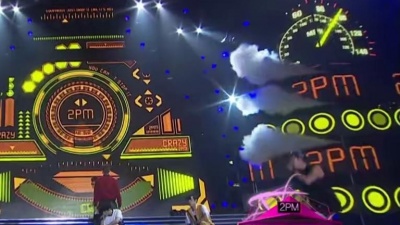 2PM - 疯了吗?(GO CRAZY!) + Hands Up