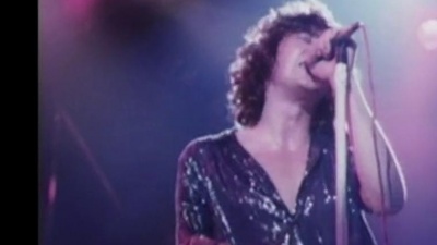 Def Leppard - Bringin' On The Heartbreak