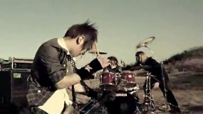 ViViD - Across The Border