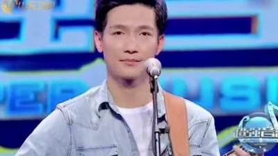 水色小妖 - 黄龄vs陈楚生现场版《有没有告诉你》，好喜欢啊