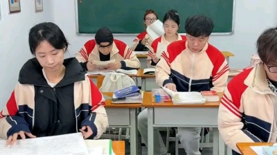 昕耶耶耶 - 叮叮