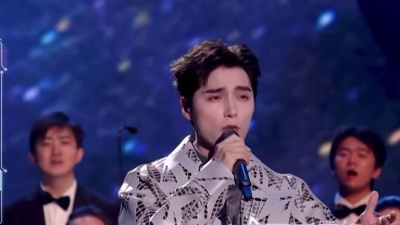阿云嘎、北京青年合唱团 - 远航
