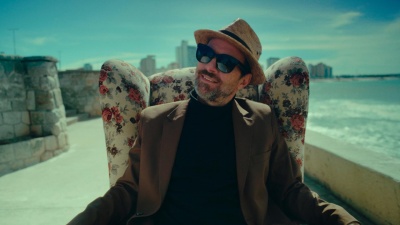 Kevin Johansen、Las Migas - Quiero Mejor