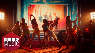 LE SSERAFIM - 'Smart' MV