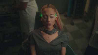 Ariana Grande - we can't be friends(wait for your love)