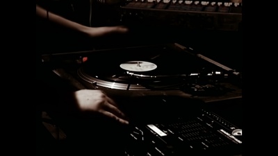 Portishead - Over