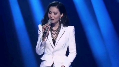 幽中竹 - 经典流行《如果云知道》，演唱 曹芙嘉，现场版。