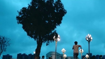 电白小七 - 逃走无果