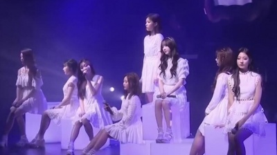 LOVELYZ - FALLIN'