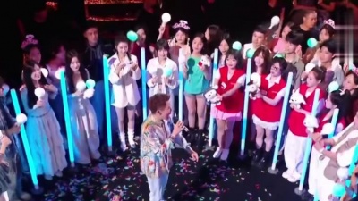 陶喆 - 小镇姑娘 + 就是爱你
