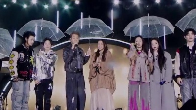 陶喆、潘玮柏、薛凯琪、张碧晨、武艺、张紫宁、Lil Ghost小鬼、高卿尘Nine - 爱，很简单