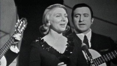 Maria Dolores Pradera - Amarraditos
