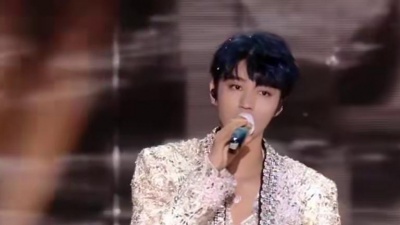 爱豆圈 - TFBOYS《魔法城堡》2023十年之约演唱会现场