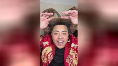 豆豆果 - 你好你好我的头发是真发#东少 王者归来