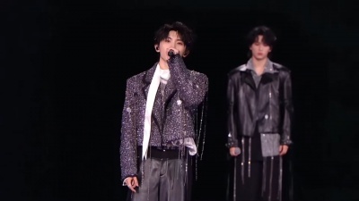 豆豆果 - 马嘉祺 严浩翔#我曾经也想过一了百了#时代少年团楼非楼常州演唱会