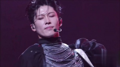 奋斗 - 《WHAT'S MY NAME?-披荆斩棘Remix》雅MIYAVI 披荆斩棘2024巅峰挑战直播赛