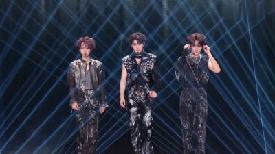 豆豆果 - 《焚风》丁程鑫、张真源、贺峻霖#时代少年团常州演唱会