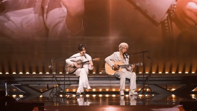 豆豆果 - 《你会找到我》宋亚轩、张真源 时代少年团楼非楼澳门演唱会