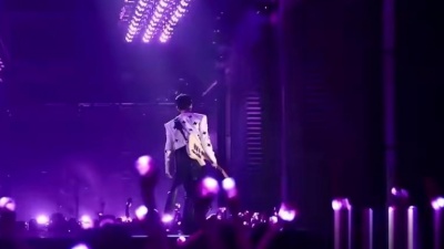 奋斗 - 《Super Star》雅MIYAVI 2024披荆斩棘第四季 第1期(中)