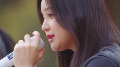 AHYEON、PHARITA - LIKE THAT
