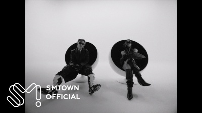MARK、李泳知 - MARK《卧底 (Feat. 李泳知)》MV