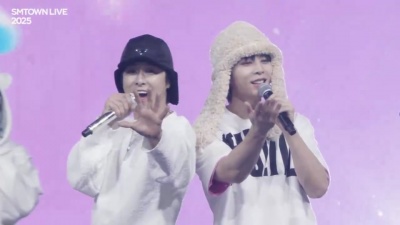 东方神起、SUPER JUNIOR、SUHO、CHANYEOL、JOHNNY、廷祐、辰乐、锟 (KUN)、TEN、EUNSEOK、辽、咲哉 - Show Me Your Love