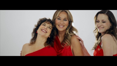 Isabel Varell、Caroline Beil、Patricia Larrass - Heute tragen wir rot