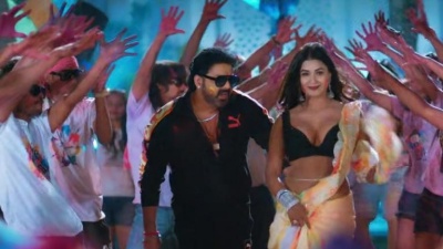 Pawan Singh、Shivani Singh - Choliya Chhot Laila Ae Pahuna